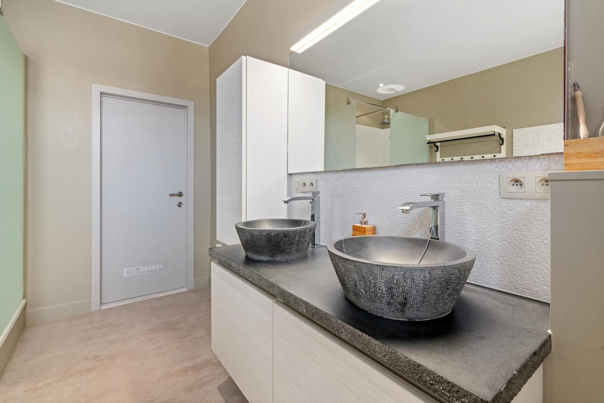 Spacious Guest Suites Near Historic Market - 5 Min Walk Bruges Exterior photo